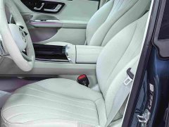 Mercedes-Benz EQE 500 4MATIC Luxury - ფოტო 14