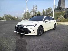 Toyota Avalon 2.0L XLE Premium Edition - ფოტო 1