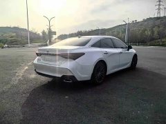 Toyota Avalon 2.0L XLE Premium Edition - ფოტო 4