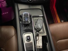Volvo XC60 B5 AWD Smart Luxury Edition - ფოტო 14