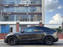 Tesla Model Y Standard Range RWD - ფოტო 7