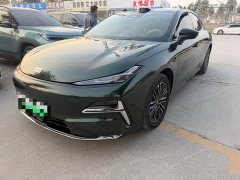 Geely Galaxy Xingyao 8 225km EM-i Far Voyage Family Ocean Edition - ფოტო 1