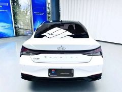 Hyundai Elantra 1.5L CVT Luxury - ფოტო 15