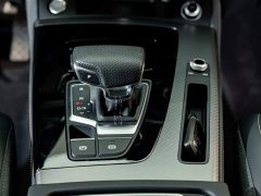 Audi Q5L 45th Anniversary Edition 40 TFSI Luxury Dynamic - ფოტო 14