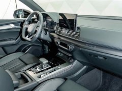 Audi Q5L 45th Anniversary Edition 40 TFSI Luxury Dynamic - ფოტო 17
