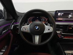 BMW 5 Series 530Li Luxury M Sport Package - ფოტო 11