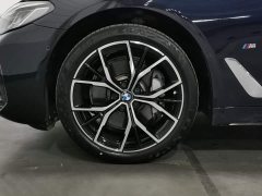 BMW 5 Series 530Li Luxury M Sport Package - ფოტო 17