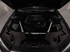 BMW 5 Series 530Li Luxury M Sport Package - ფოტო 6