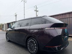 XPeng X9 Pure Electric 740 Extended Range Max - ფოტო 4