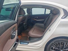 BMW 3 Series 325Li M Sport Night Edition Package - ფოტო 13