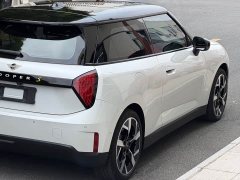 BMW Electric MINI Cooper 452km COOPER SE Artist Edition - ფოტო 6