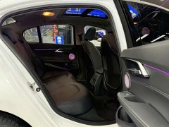 BMW 1 Series 120i M Sport Night Edition - ფოტო 10