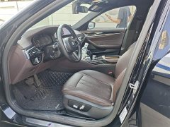 BMW 5 Series 525Li M Sport Package - ფოტო 4