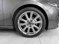 Mazda3 Axela 2.0L Automatic Elegant Black Obsidian Edition - ფოტო 15