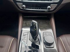 BMW 5 Series 525Li M Sport Package - ფოტო 9