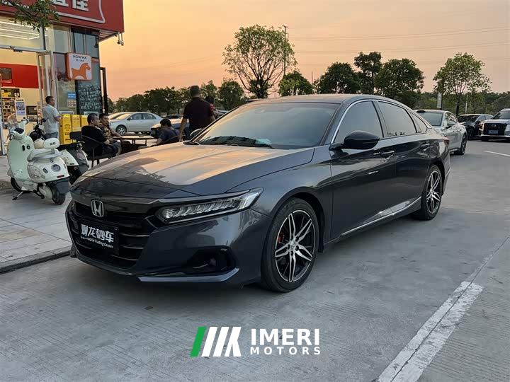 Honda Accord 260TURBO Phantom Night Premium Edition