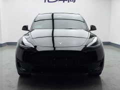Tesla Model Y Rear-Wheel Drive - ფოტო 2