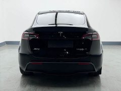 Tesla Model Y Rear-Wheel Drive - ფოტო 6