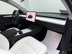 Tesla Model Y Rear-Wheel Drive - ფოტო 9