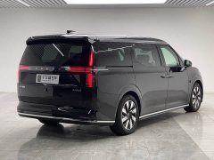 Volvo EM90 Ultra Six-Seater - ფოტო 6