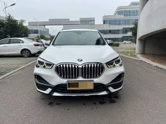 BMW X1 sDrive20Li Premium Edition - ფოტო 3