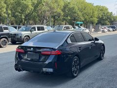 BMW 5 Series 525Li M Sport Package - ფოტო 18
