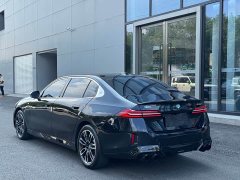 BMW 5 Series 525Li M Sport Package - ფოტო 20