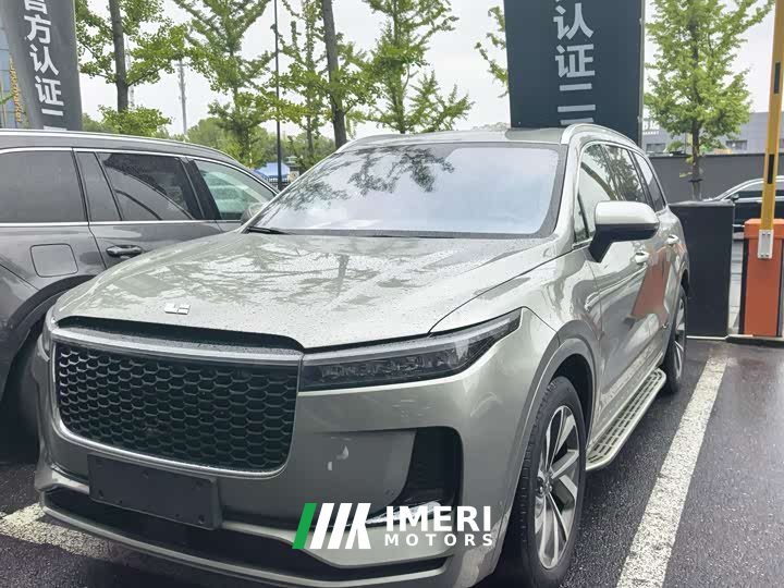 Li Auto ONE Extended Range 6-Seater - ავტომობილი ჩინეთიდან