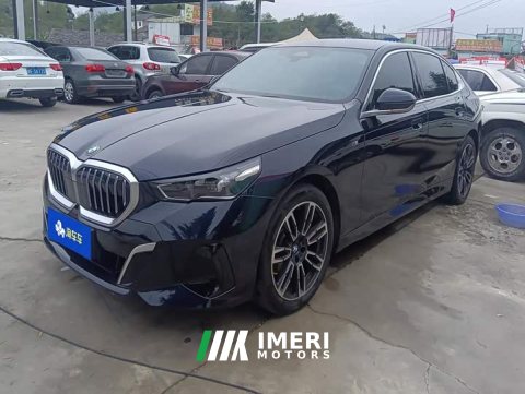 2025 BMW 5 Series 525Li M Sport Package - ავტომობილი ჩინეთიდან