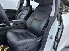 Tesla Model Y Standard Range RWD - ფოტო 10