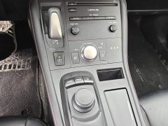Lexus CT CT200h Comfort Edition Two-Tone Paint - ფოტო 16