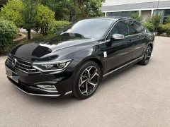 Volkswagen Magotan 2 Million Units Commemorative Edition 330TSI DSG Leading Version - ფოტო 1
