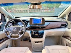Buick GL8 Land Business Class Comfort Edition - ფოტო 17