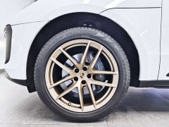 Porsche Macan 2.0T - ფოტო 20