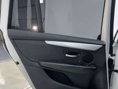 BMW 2 Series Gran Tourer 220i Luxury - ფოტო 10