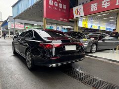 Mercedes-Benz E-Class E 300 L Fashion Edition - ფოტო 4