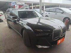 BMW 7 Series 735Li M Sport Package - ფოტო 3
