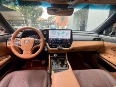 Lexus ES 200 Premium Edition - ფოტო 5