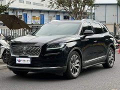 Lincoln Explorer 2.0T AWD Premium - ფოტო 1