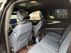 Lincoln Explorer 2.0T AWD Premium - ფოტო 10