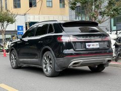 Lincoln Explorer 2.0T AWD Premium - ფოტო 4