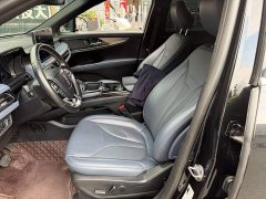 Lincoln Explorer 2.0T AWD Premium - ფოტო 8