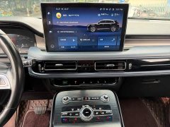 Lincoln Explorer 2.0T AWD Premium - ფოტო 9