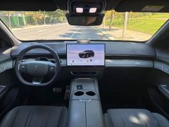 Deepal Deep Blue S07 520Max Huawei Qiankun Intelligent Driving ADS SE Pure Electric - ფოტო 4