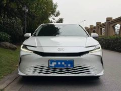 Toyota Camry Hybrid 2.0L HGVP Luxury - ფოტო 1