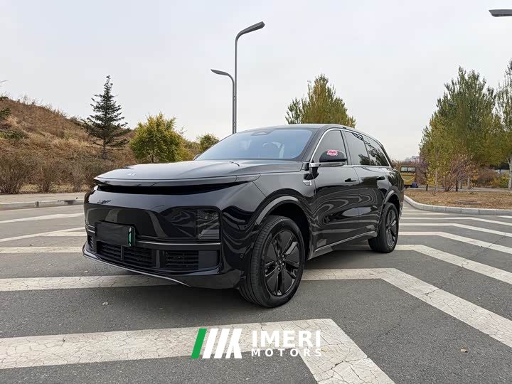 Li Auto L8 Pro