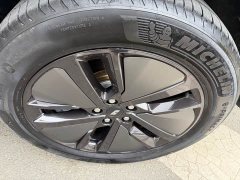 Li Auto L8 Pro - ფოტო 17