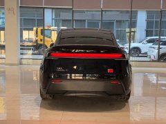 Tesla Model Y Rear-Wheel Drive - ფოტო 8
