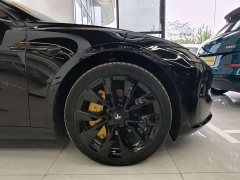 Tesla Model 3 Long Range All-Wheel Drive - ფოტო 4