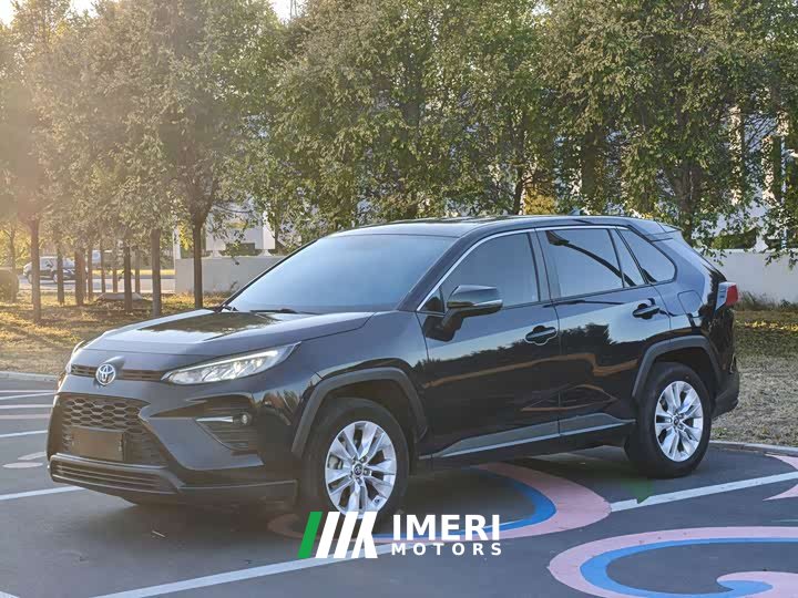 Toyota Vlanda 2.0L CVT FWD Leading Edition